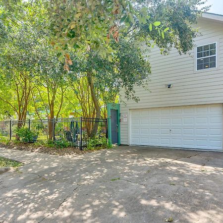 Cozy Galveston Apartment With Private Beach Pass! ภายนอก รูปภาพ