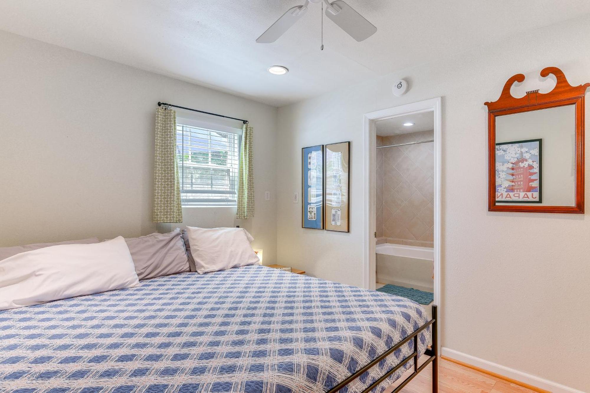 Cozy Galveston Apartment With Private Beach Pass! ภายนอก รูปภาพ