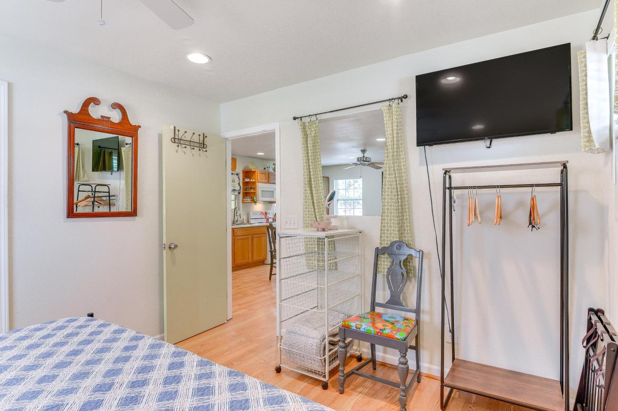 Cozy Galveston Apartment With Private Beach Pass! ภายนอก รูปภาพ