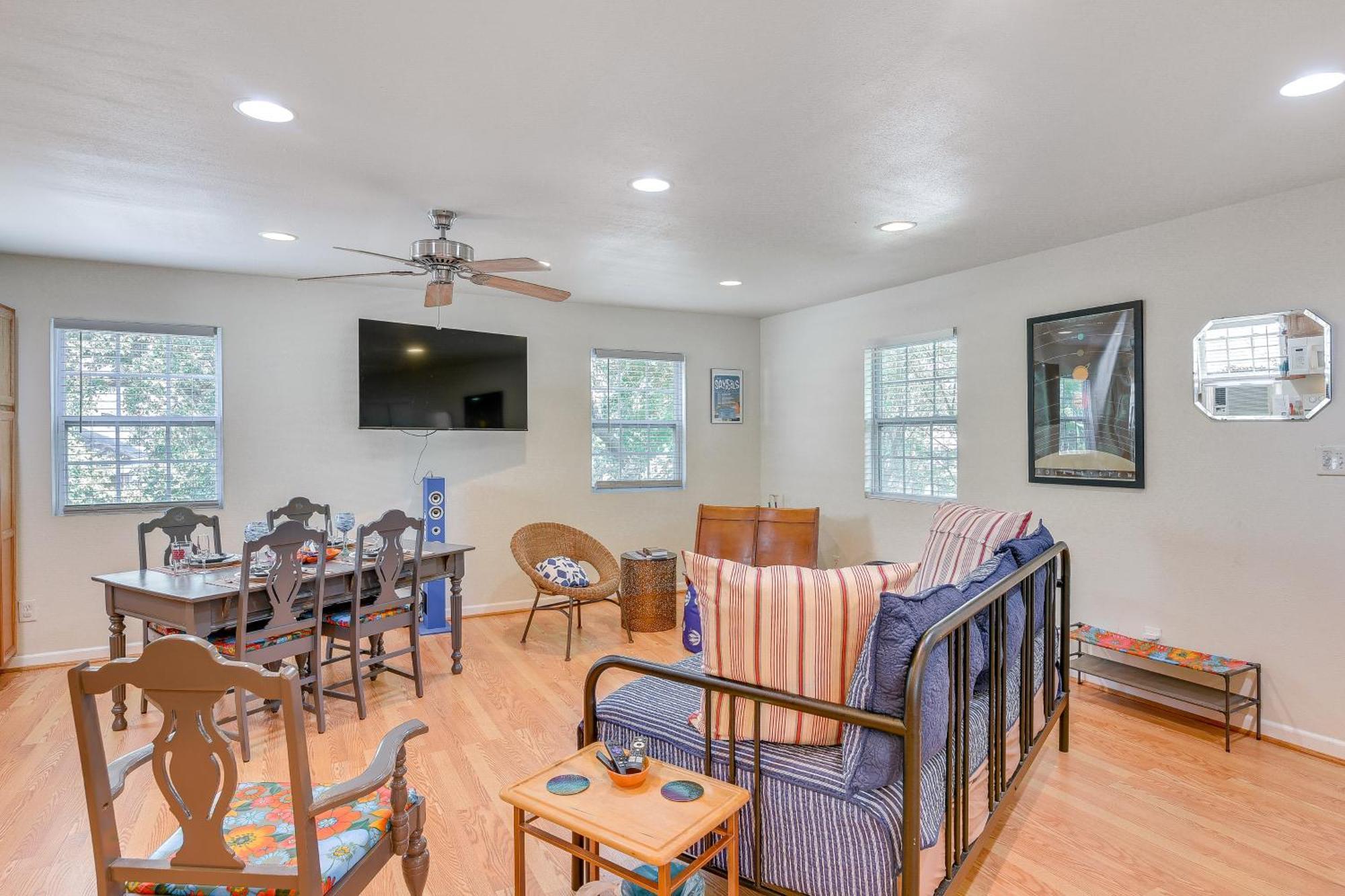 Cozy Galveston Apartment With Private Beach Pass! ภายนอก รูปภาพ